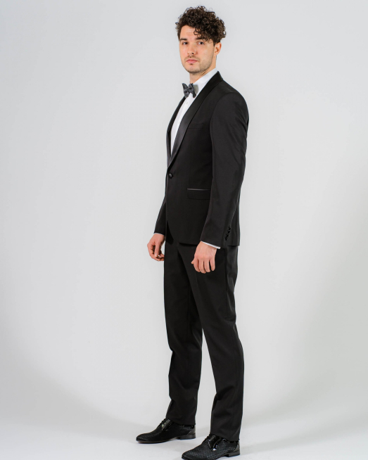 'СТРУКТУРЕН ЧЕРЕН ЦЕРЕМОНИАЛЕН КОСТЮМ