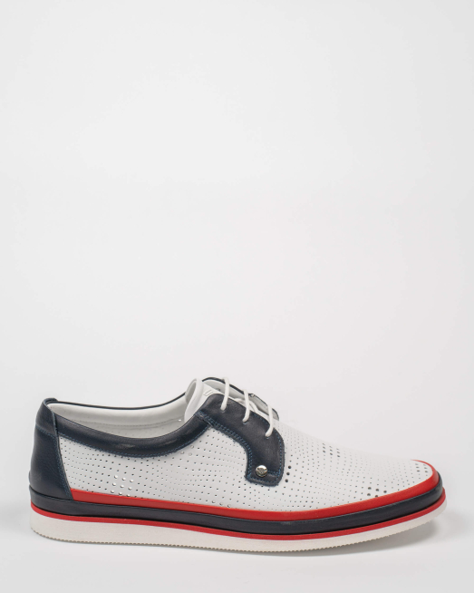 'БЕЛИ ОБУВКИ С ЛОГО И КОНТРАСТИ