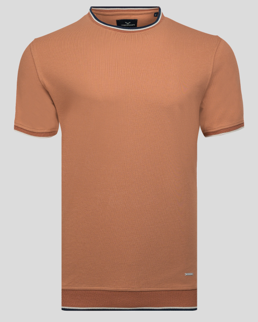 'ТЕНИСКА С КОНТРАСТИ И ЛОГО ОТ PREMIUM ПАМУК В ЦВЯТ КАМЕЛ 