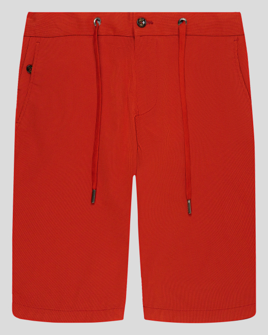 'БЕРМУДИ ОТ ТЕХНОЛОГИЧЕН ТЕКСТИЛ С МЕТАЛНО ЛОГО В ЦВЯТ КЕРЕМИДА