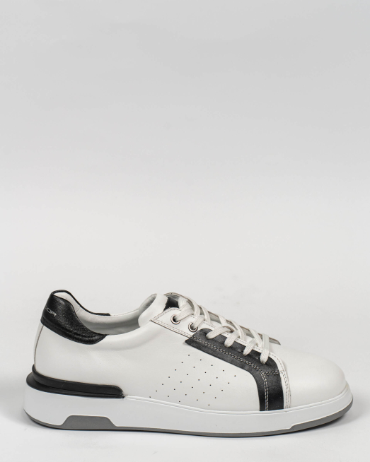 'БЕЛИ КЕЦОВЕ С КОНТРАСТНИ ЕЛЕМЕНТИ И ЛОГО