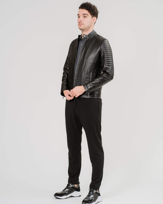 'ЧЕРНО КОМБИНИРАНО ЯКЕ ОТ ПЕРФОРИРАНА И ГЛАДКА КОЖА