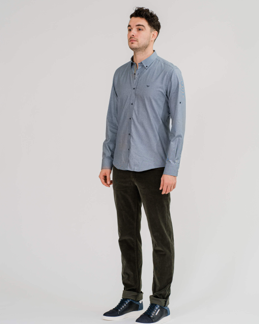 'ТЪМНО СИНЯ РИЗА С ГАРНИТУРА В СИТНО КАРЕ