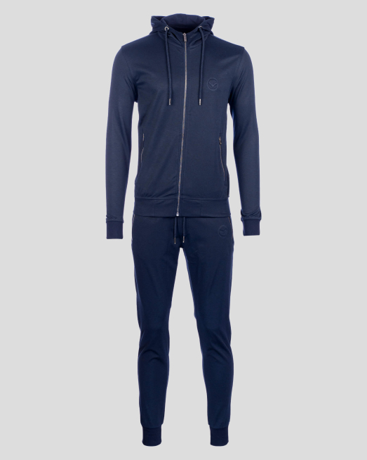 'ИЗЧИСТЕН СПОРТЕН ЕКИП В ТЪМНО СИНЬО