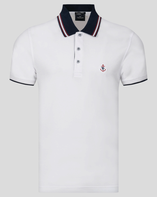 'БЯЛА ТЕНИСКА С КОНТРАСТНА ЯКА И БРОДЕРИЯ КОТВА