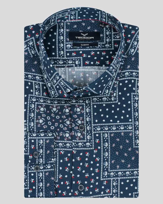 'ТЪМНОСИНЯ ПАМУЧНА РИЗА С КОНТРАСТЕН АРТ ПРИНТ 