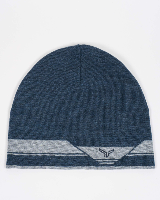 'ПЛЕТЕНА ШАПКА С ДЕСЕНАЦИЯ И БРОДЕРИЯ ЛОГО В ДЕНИМ СИН ЦВЯТ 