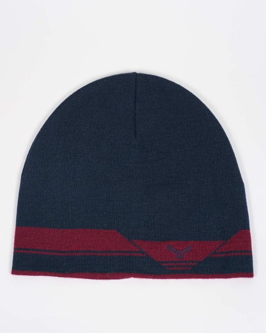 'ТЪМНОСИНЯ ШАПКА С ДЕСЕНАЦИЯ И БРОДЕРИЯ ЛОГО