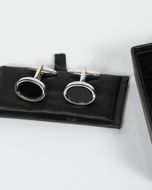 'СРЕБРИСТИ БУТОНЕЛИ С ЕЛИПСОВИДНА ФОРМА 