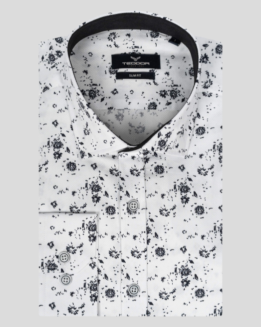 'БЯЛА СТРУКТУРНА РИЗА СЪС СИН ПРИНТ И ГАРНИТУРА