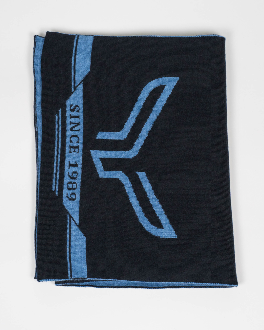 'ВЪЛНЕН ДВУЛИЦЕВ ШАЛ С ЛОГО И НАДПИС  В ТЪМНО СИН И СВЕТЛО СИН ЦВЯТ