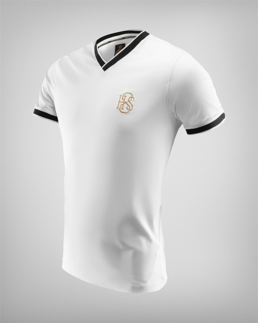 'БЯЛА ТЕНИСКА С КОНТРАСТНИ ДЕСЕНАЦИИ И ЩАМПА НА ГЪРБА