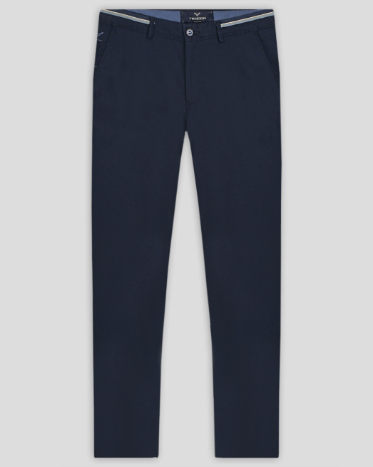 'ТЪМНОСИН ЧИНО ПАНТАЛОН С КОНТРАСТЕН ШИРИТ НА КОЛАН