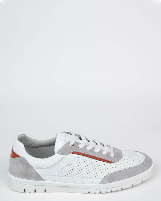 'БЕЛИ КОМБИНИРАНИ ОБУВКИ С ПЕРФОРАЦИИ И ЛОГО