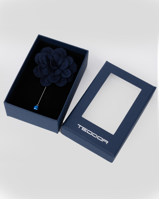 'ИГЛА ТИП БРОШКА С ЦВЕТЕ В ТЪМНОСИНЬО