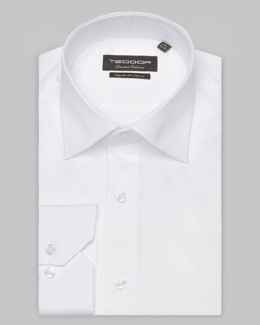 'БЯЛА КЛАСИЧЕСКА РИЗА ОТ ПАМУК И СПАНДЕКС СВОБОДЕН СИЛУЕТ