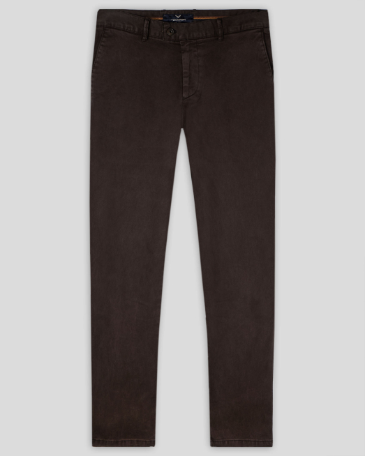 ' ТЪМНОКАФЯВ ЧИНО ПАНТАЛОН СВОБОДЕН СИЛУЕТ С КОЖЕНА  ЛОГО ЕМБЛЕМА 