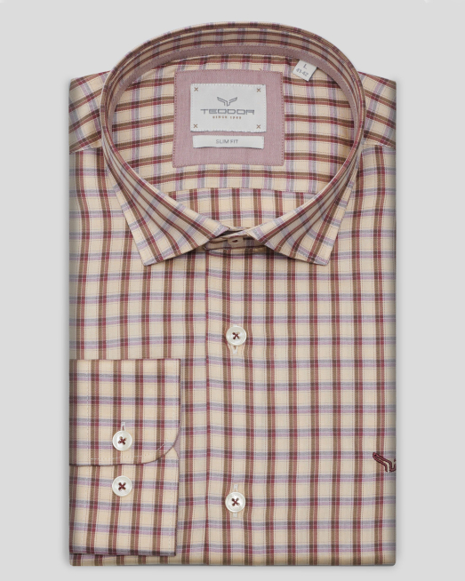 'БЕЖОВА РИЗА С КОНТРАСТНО КАРЕ ВТАЛЕН СИЛУЕТ