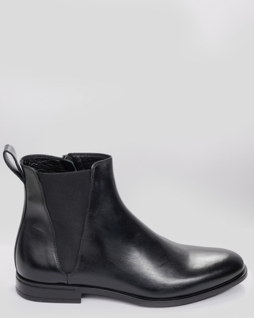 'ЧЕРНИ БОТИ С ИЗЧИСТЕН ДИЗАЙН ОТ ЕСТЕСТВЕНА КОЖА С ЦИП