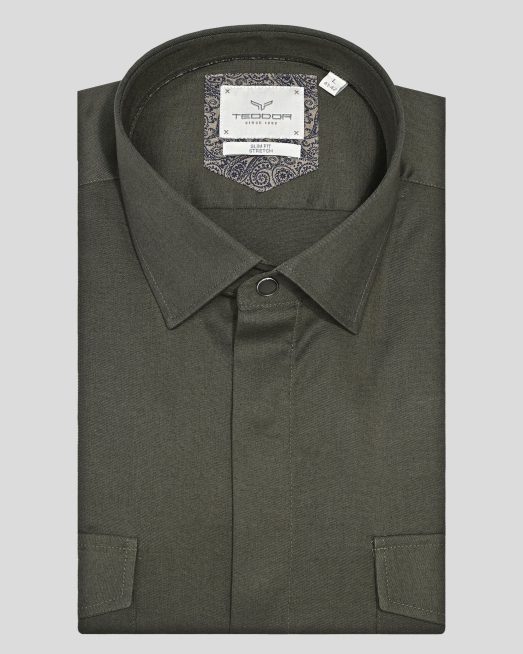 'ТЪМНОЗЕЛЕНА РИЗА СЪС СКРИТО ЗАКОПЧАВАНЕ И ДЖОБОВЕ НА ГЪРДИТЕ 