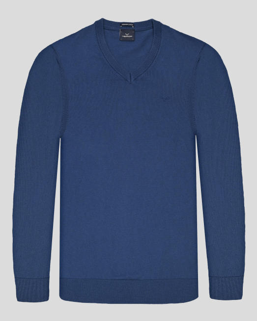 'СИН ПУЛОВЕР ОТ PREMIUM ПАМУК С V-ОБРАЗНО ДЕКОЛТЕ И БРОДЕРИЯ ЛОГО 