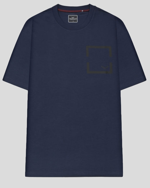 'ТЪМНОСИНЯ ТЕНИСКА ОВЪРСАЙЗ С ЕФЕКТЕН ГУМИРАН ПРИНТ И ЛОГО