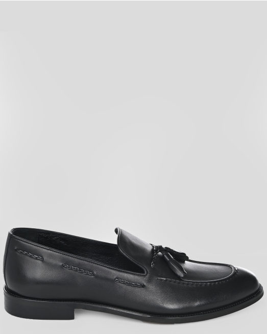 'ЧЕРНИ МОКАСИНИ ОТ ГЛАДКА КОЖА С ПИСКЮЛ