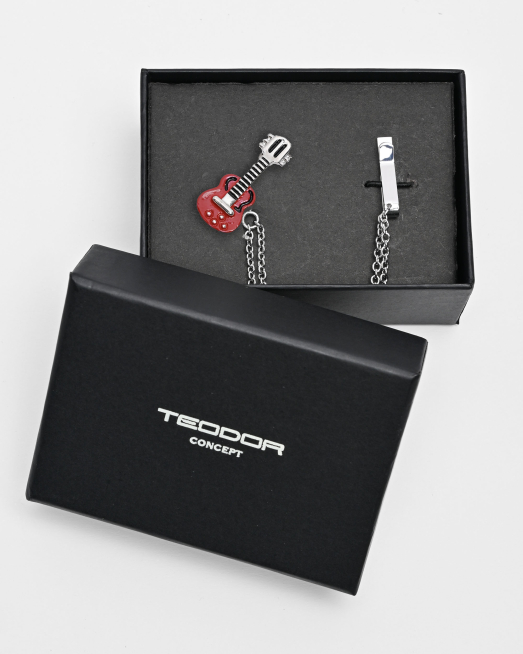 'БРОШКА С ВЕРИЖКА ВЪВ ФОРМА НА КИТАРА В ЧЕРВЕНО И СРЕБРИСТО СИВО