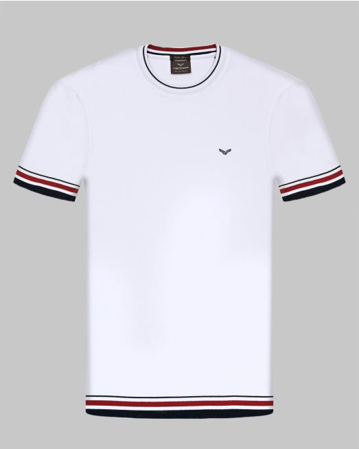 'БЯЛА ТЕНИСКА ОТ  ПАМУЧНО ТРИКО С ДЕСЕНАЦИИ И ЕФЕКТ НА ПЛЕТИВО