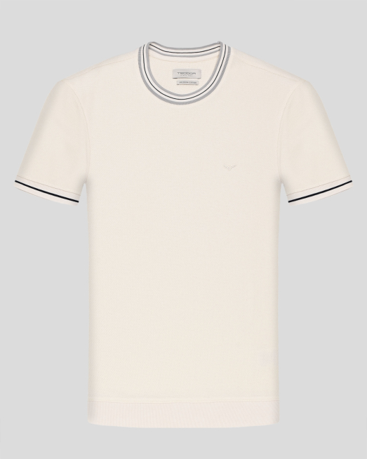 'СТРУКТУРНА ТЕНИСКА ОТ PREMIUM ПАМУК  В ЦВЯТ ЕКРЮ С ДЕСЕНАЦИИ