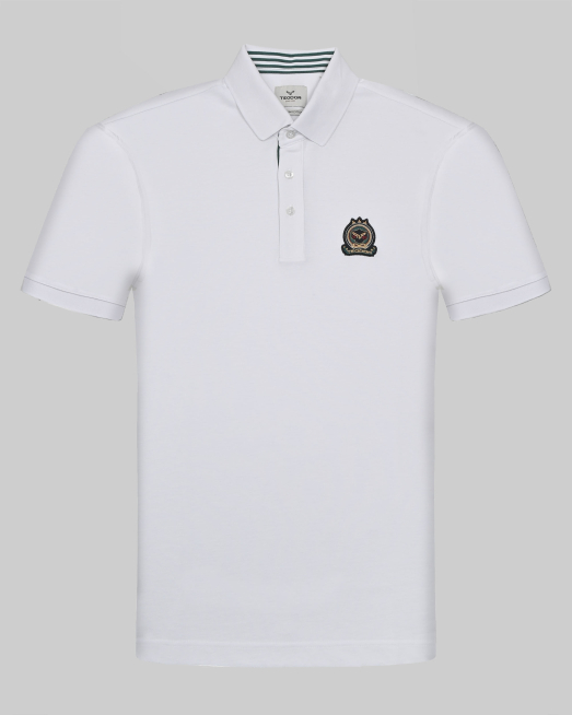 'БЯЛА ПОЛО ТЕНИСКА ОТ PREMIUM ПАМУК С КОНТРАСТНА ЛОГО ЕМБЛЕМА  