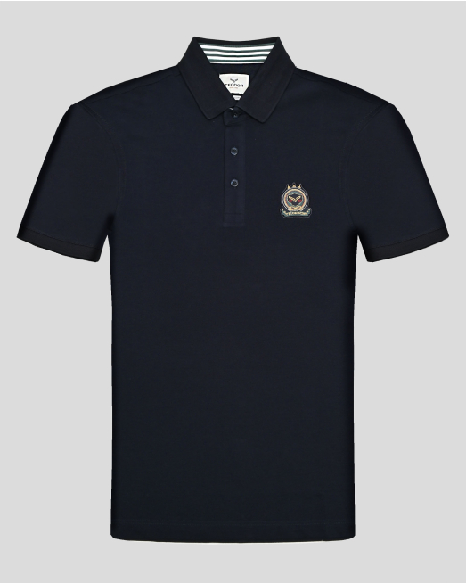 'ТЪМНОСИНЯ ПОЛО ТЕНИСКА ОТ PREMIUM ПАМУК С КОНТРАСТНА ЛОГО ЕМБЛЕМА  