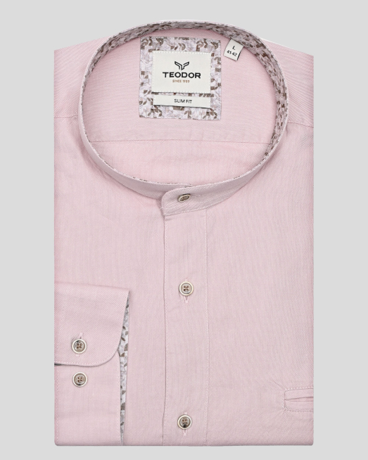 'РИЗА С ПОПСКА ЯКА И КОНТРАСТНА ГАРНИТУРА В ПЕПЕЛНО РОЗОВО