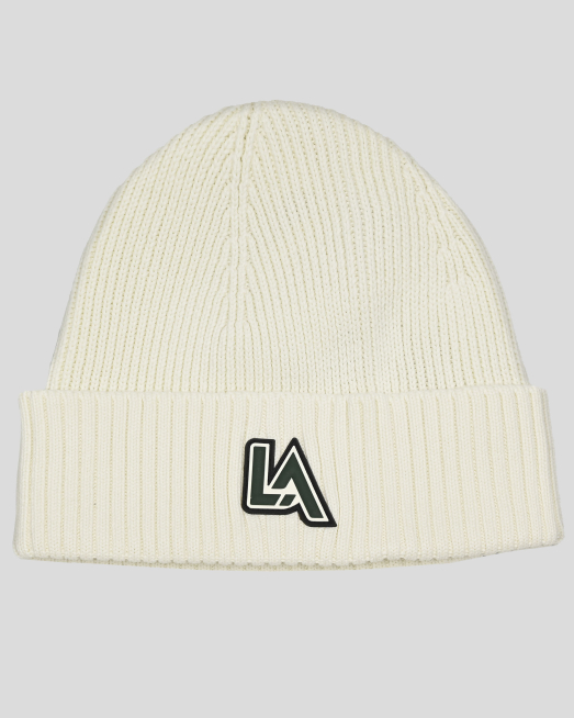 ' ПЛЕТЕНА ШАПКА С ТРИЦВЕТНО ГУМИРАНО ЛОГО