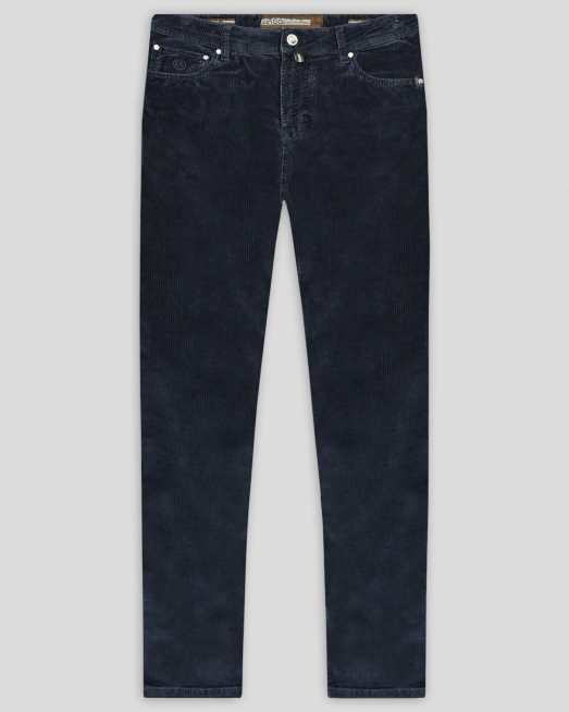 'ТЪМНОСИН ПАНТАЛОН ОТ РИПСЕНО КАДИФЕ С КОНТРАСТНА КОЖЕНА ЕМБЛЕМА