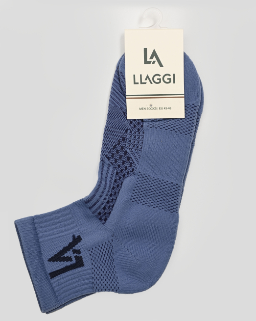 'СИНИ КЪСИ ЧОРАПИ В РЕЛЕФНА СТРУКТУРА С ФИГУРАЛНИ МОТИВИ