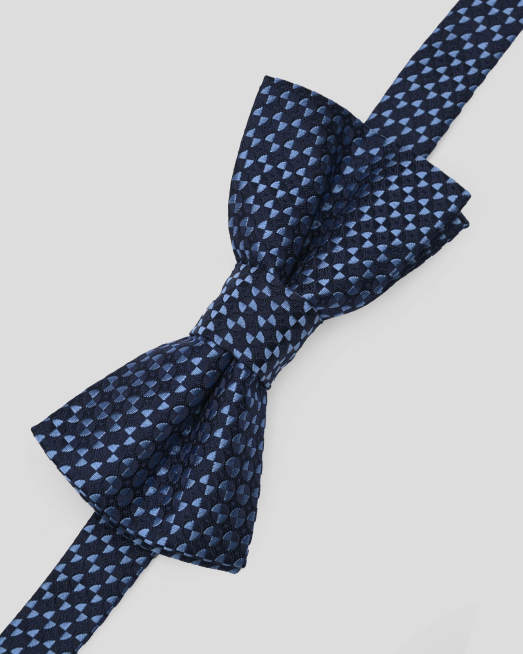 'ТЪМНОСИНЯ ПАПИЙОНКА С КОНТРАСТЕН ФИГУРАЛЕН ДЕСЕН