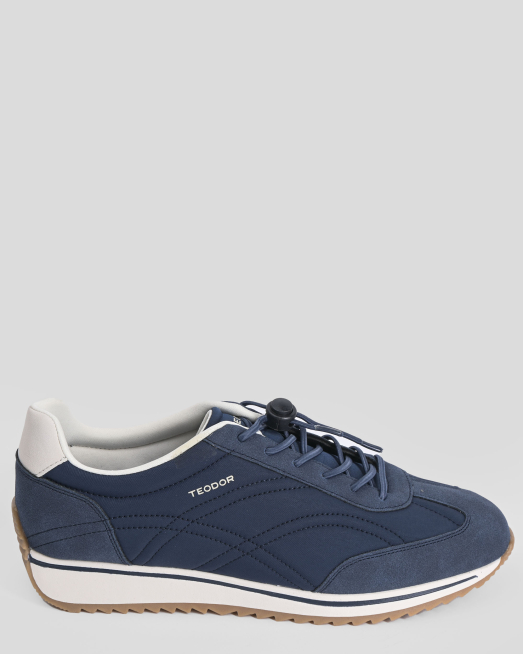 'ТЪМНОСИНИ СПОРТНИ ОБУВКИ С ДЕТАЙЛИ ОТ ЕКО КОЖА 