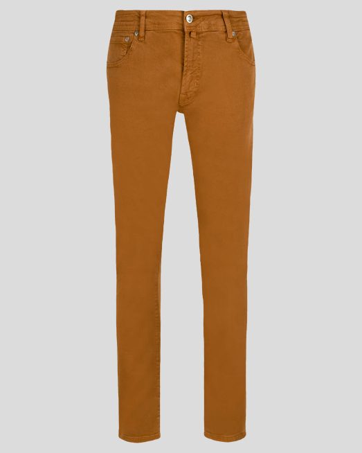 'КАФЯВ ПАНТАЛОН С ТОНАЛНО ЛОГО И ЕМБЛЕМА