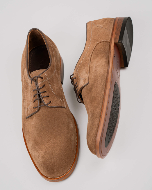 'КАФЯВИ ВЕЛУРЕНИ ОБУВКИ С ТОНАЛНИ ВРЪЗКИ