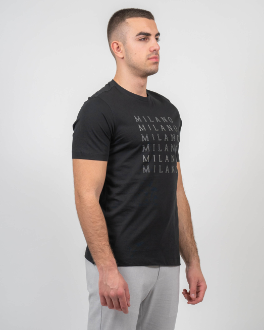 'ЧЕРНА ТЕНИСКА ОТ PREMUM ПАМУК С КОНТРАСТЕН ПРИНТ MILANO