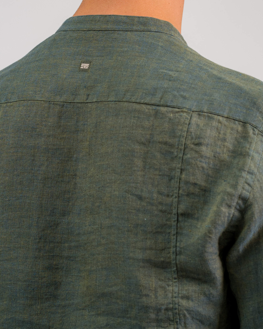 'ЗЕЛЕНА ЛЕНЕНА РИЗА С ПОПСКА ЯКА