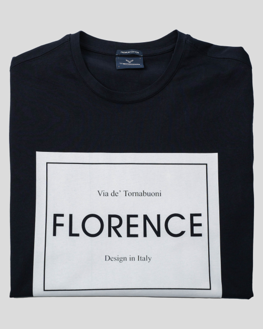 'ТЪМНО СИНЯ ПРИНТИРАНА ТЕНИСКА С АКСЕСОАР