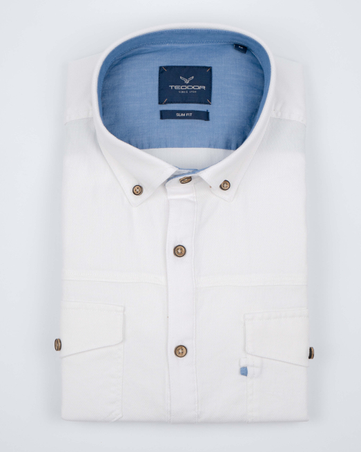 'БЯЛА СТРУКТУРНА РИЗА ОТ ПЛЪТЕН ПАМУК С КОНТРАСТНИ ДЕТАЙЛИ 