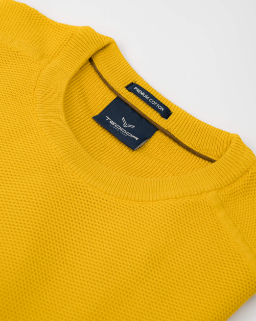 'ЖЪЛТ ПАМУЧЕН ПУЛОВЕР СЪС СТРУКТУРНА ПЛЕТКА 