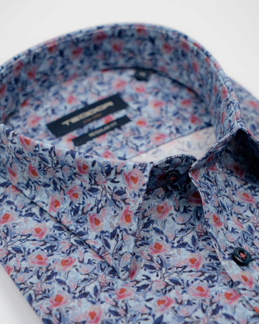 'ПАМУЧНА ВТАЛЕНА РИЗА НА ФЛОРАЛЕН ПРИНТ 