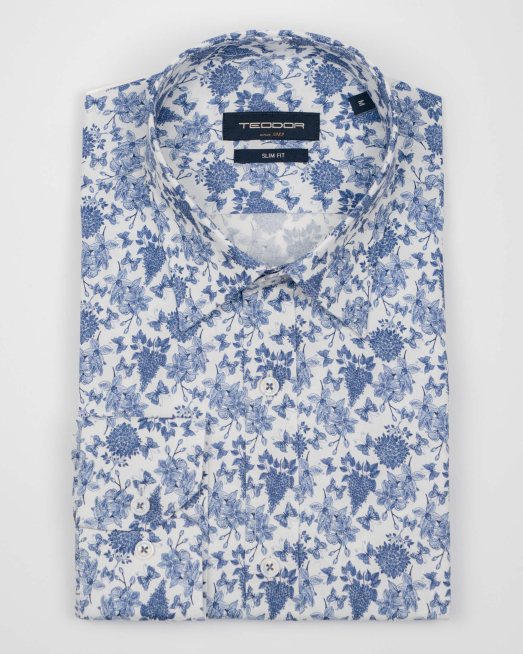 'БЯЛА ПАМУЧНА РИЗА НА СИНИ ЦВЕТЯ 