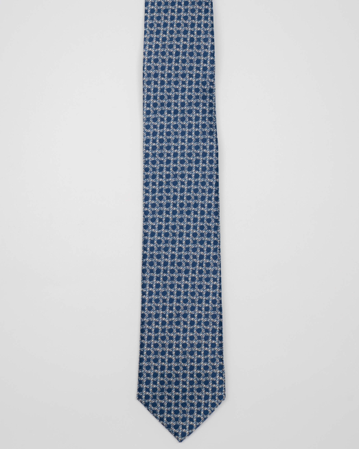 'ВРАТОВРЪЗКА В СИН ЦВЯТ НА БЕЛИ КРЪГОВЕ