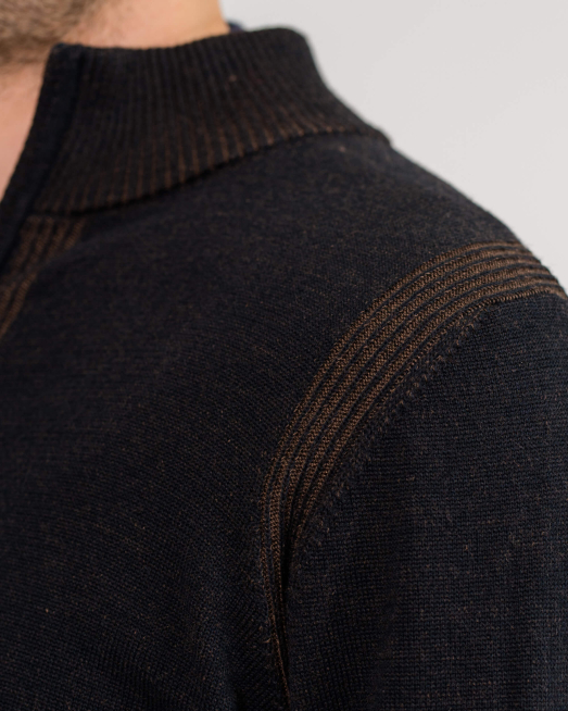 'ДВУЦВЕТНА ЖИЛЕТКА ОТ ВЪЛНА МЕРИНО С ДЕСЕНАЦИИ