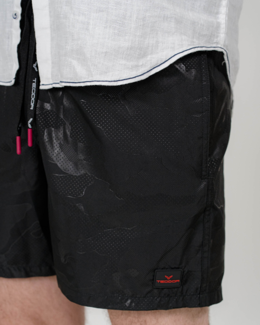 'БАНСКИ В ЧЕРЕН ЦВЯТ С КАМУФЛАЖЕН ЕФЕКТ